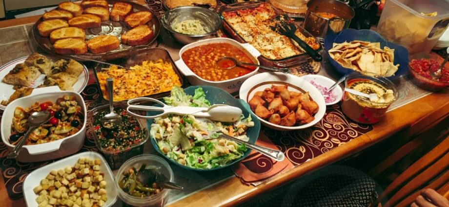 Potluck dinner