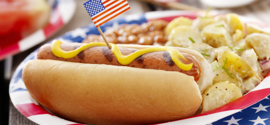 hotdog cook out
